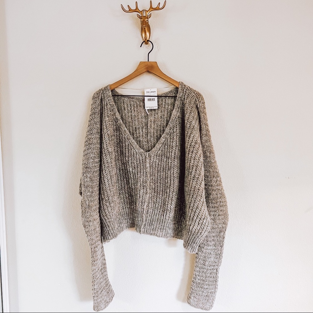 Free People Women's Heather Gray V Neck Oversized Knit Sweater Size Medium NWT